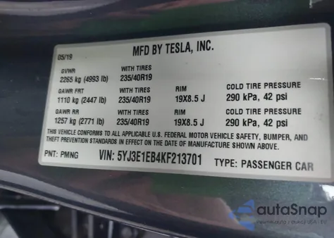 2019 Tesla Model 3 Long Range/Performance из США, поврежденный, VIN 5YJ3E1EB4KF213701